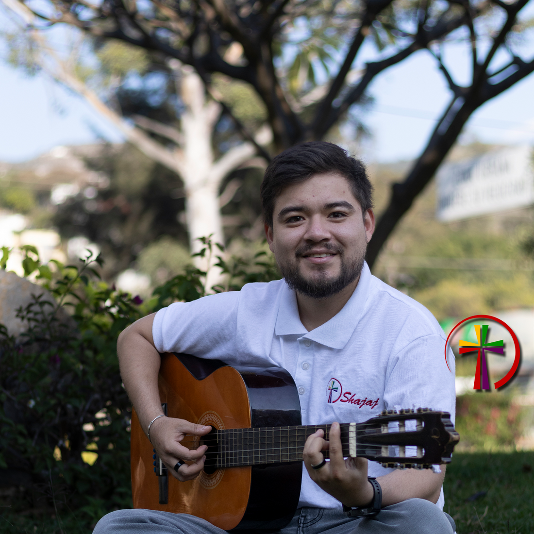 5 Cantos esenciales que todo guitarrista de coro debe dominar